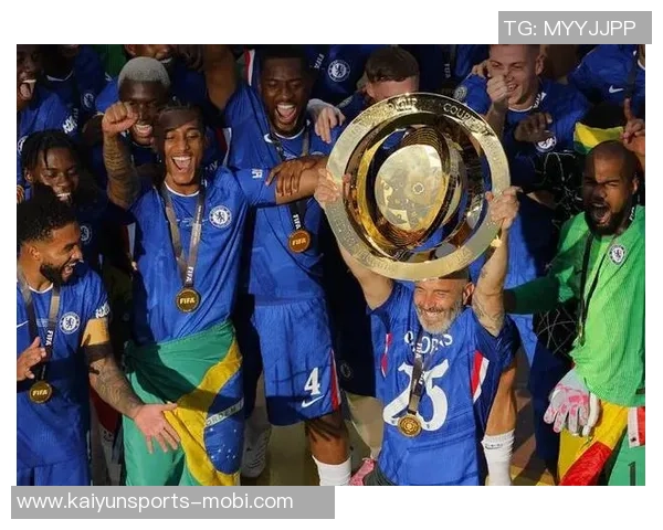 詹俊分析巴黎欧冠夺冠前景你们怎么看待这个观点